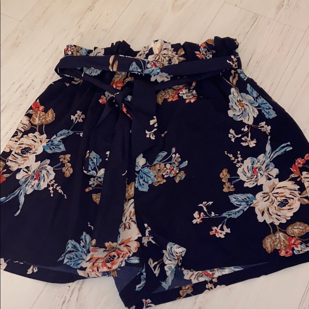 Shein flowy shorts